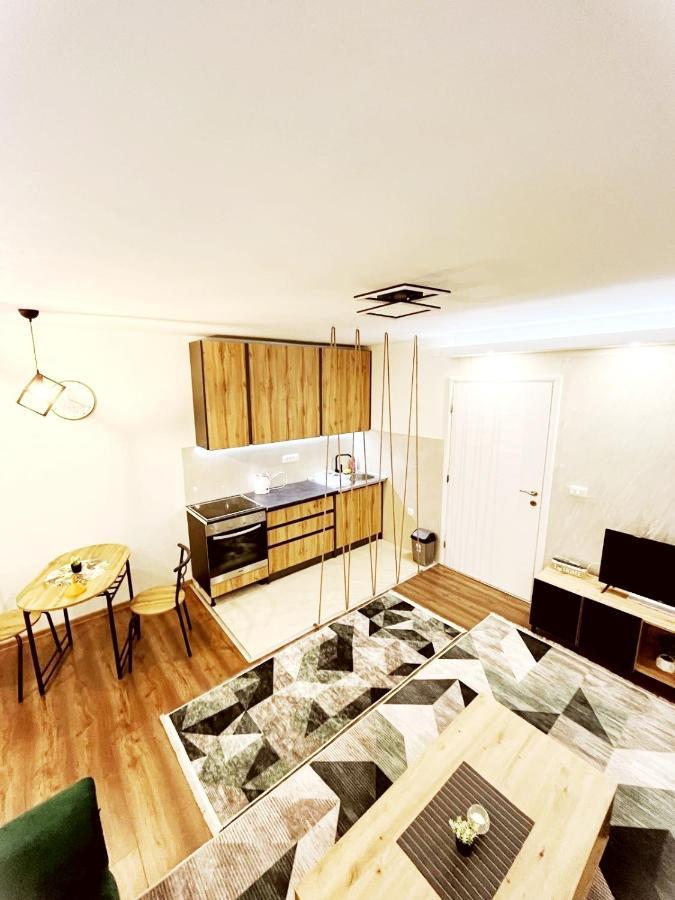 Apartman Dm サラエヴォ エクステリア 写真